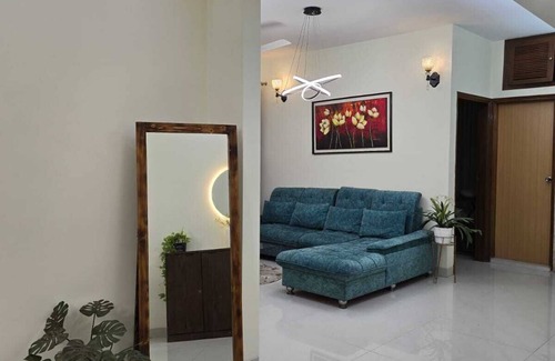 Banani Apartment | Luxury family friendly 3BHK apt Near Banani 11 & Gulshan Hotspots,