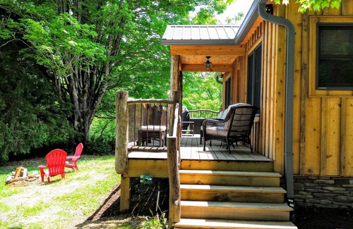 Sugar Grove Cottage | Luxury Farm Cottage, Amazing Views, Hot Tub, See our reviews!