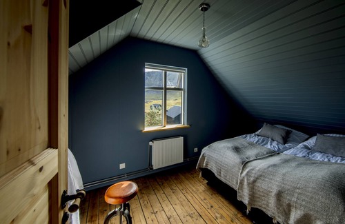 Kjosarhreppur House | Luxury Farm house w/amazing views, natural geothermal hot spring and nature