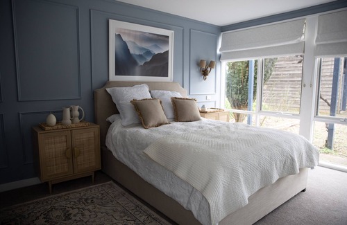 Kilmore Other | Luxury Farmhouse on a lake with a pool and bar.