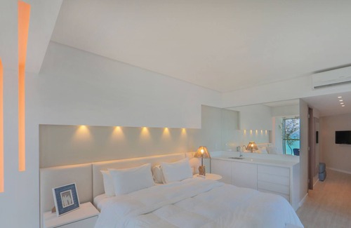Pina Apartment | LUXURY FLAT DECORATED HIGH FLOOR AT THE SEASIDE OF THE BEACH OF BOA VIAGEM IN HOTEL