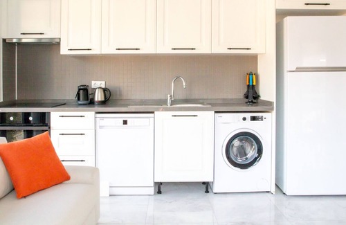 Milas House | Luxury Flat in a Complex 1 min to Marina in Milas