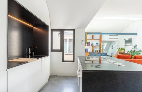 10th Arrondissement Apartment | Luxury Flat With AC "La Verrière du Paradis "