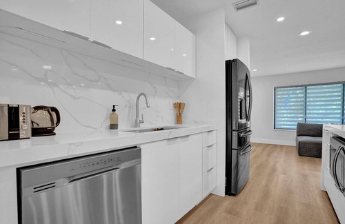 Plantation House | Luxury+ Fun + Heated Pool + Firepit,15 min FLL, Beach, Las Olas🌟LOCATION 🌟.
