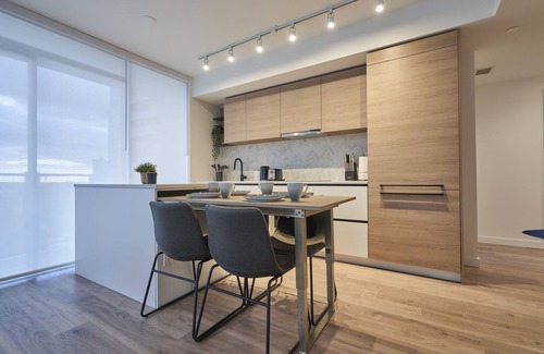 Surrey Apartment | Luxury Furnished 2BR&2BA - New Built + Top Amenities!