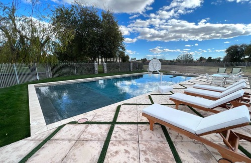 Peoria House | Luxury Gated Estate - Minutes to Peoria Sports Complex and Scottsdale