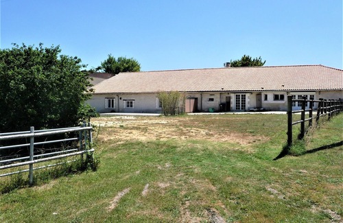 Sud Charente House | Luxury gite accommodation set in the rural Charente region of France