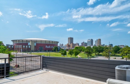 New Pathways House | Luxury High End Downtown Living