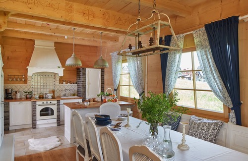 Szaflary Villa | Luxury Highland Style Villa near Zakopane - sauna, pool, jacuzzi and fireplace