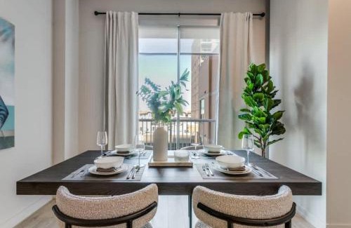 Cityplace Apartment | Luxury Highrise in West Village
