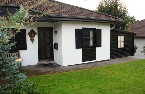 Frankenau Apartment | Luxury holiday home, 100 meters from forest, swimming pool nearby, 4 km from Edersee