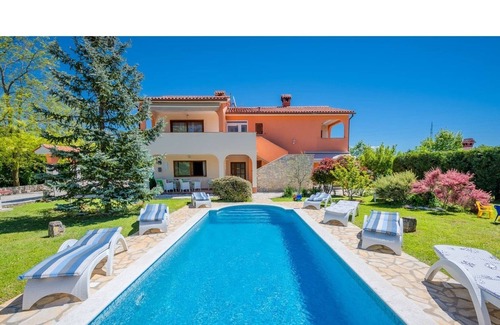 Santalezi Cabin | Luxury holiday house with private pool and large garden, near Rabac
