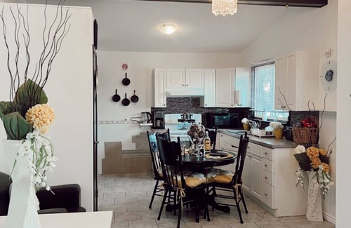Southeast Calgary House | Luxury Home in Calgary SE, 10 min from Downtown