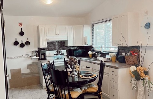 Southeast Calgary House | Luxury Home in Calgary SE, 10 min from Downtown