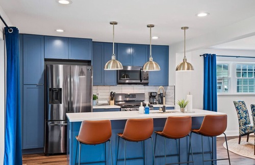 Detroit - Shoreway House | Luxury Home in the Heart of Gordon Square!