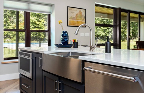 Boyd Tavern House | Luxury home near Lake Monticello is nestled in a quiet area, close proximity to Charlottesville