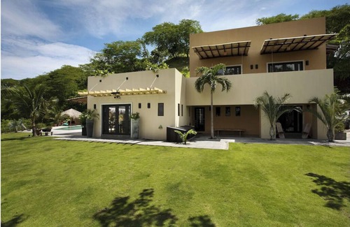 Tamarindo Villa | Luxury Home w/great internet and pool
