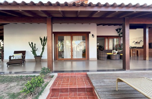Sao Pedro da Aldeia Condo | Luxury House w/private pool, garage and barbecue