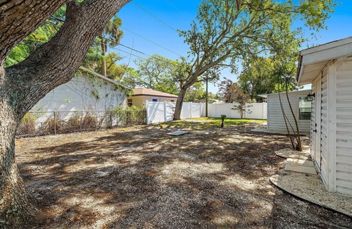 South Pinellas Community Council House | Luxury House 5 Minutes to Beach