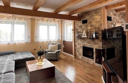 Ivancna Gorica Villa | Luxury house Braspen near Ljubljana