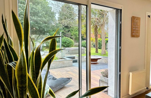 Guidel House | Luxury house in Guidel with pool, jacuzzi and fire pit