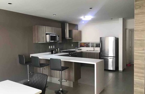 El Marques House | Luxury house with all the amenities Gym Seg Aa cal Pool Tv Wifi