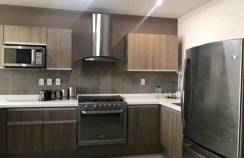 El Marques House | Luxury house with all the amenities Gym Seg Aa cal Pool Tv Wifi