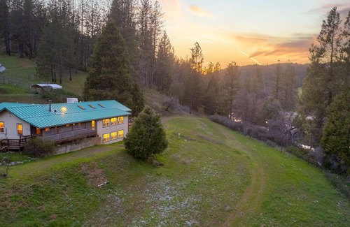 Coulterville Cabin | Luxury in the Wilderness, 45mins to Yosemite