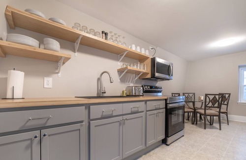 New Glasgow Apartment | Luxury Inn - Unit 6 - Heart of New Glasgow