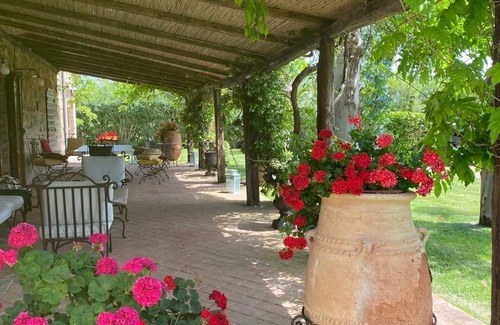 Monterotondo Marittimo Villa | Luxury stone house, large private pool and stunning seaview, 3 golf courses nearby