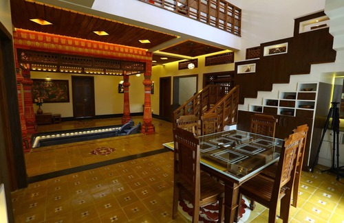 Alwaye House | Luxury kerala budget cheapest villa homestay with pool near kochi airport