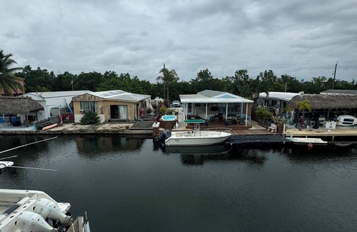 Sexton Cove Estates House | Luxury Keys Hideaway, Waterfront, Modern & Peaceful Paradise