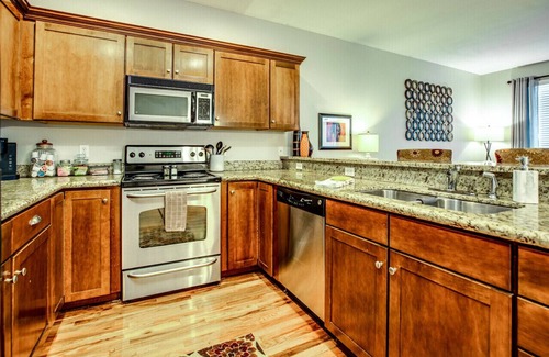 Tallahassee Condo | Luxury King Downtown Tallahassee Condo