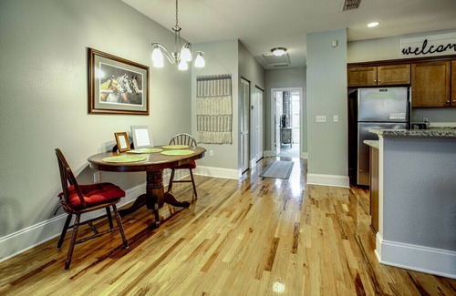 Tallahassee Condo | Luxury King Downtown Tallahassee Condo