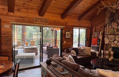 Lake Almanor Country Club House | Luxury Lake Almanor Cabin Covered Deck & Views