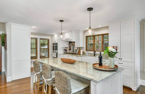 Moultonborough House | Luxury Lake House Overlooking Salmon Meadow Cove