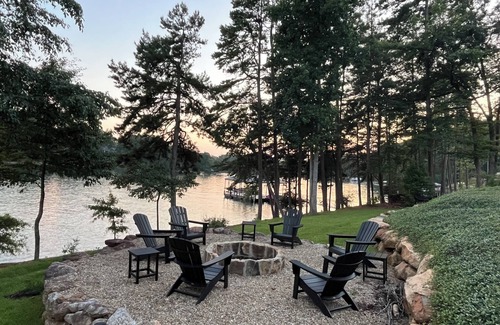 West Union House | Luxury Lake Keowee Waterfront Home - Great Views, Private Dock & Firepit