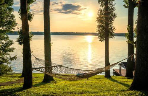 Macon Villa | Luxury Lakefront Retreat-Secluded, Hot Tub, Dock, Sunset View