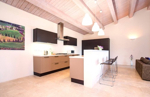 Trequanda Apartment | Luxury & Large Apt. in Siena Resort at Eagle