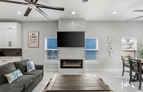 El Lago House | Luxury Living at Seabrook Escape with an Outdoor Oasis!