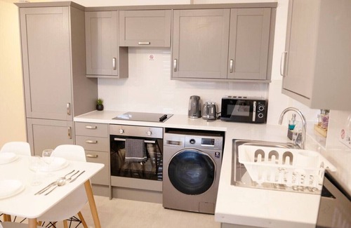 Kidlington Apartment | Luxury Lodge 2-Bedroom Flat, Parking, Netflix,WiFi