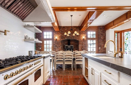 Anacortes House | Luxury Lodge - Indoor Pool, Sauna, Sleeps 35 Ranch
