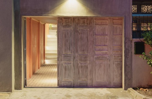 Wellawatte Apartment | Luxury loft/ 4 Guests/ Colombo 6