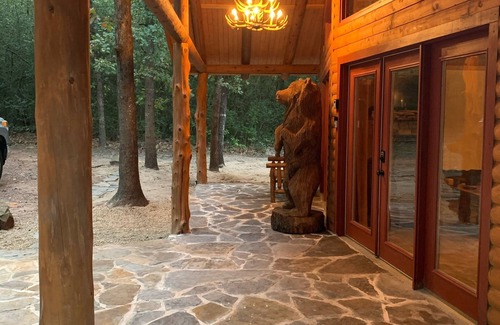 Holly Lake Ranch Cabin | Luxury Log Cabin in the Premier Resort-Holly Lake Ranch
