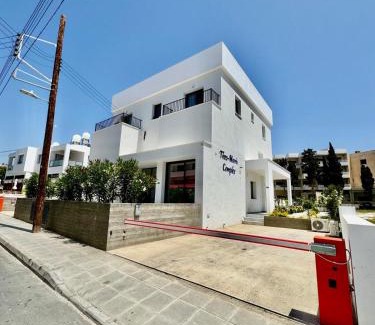 Paphos Apartment | Luxury Maisonette with Terrace