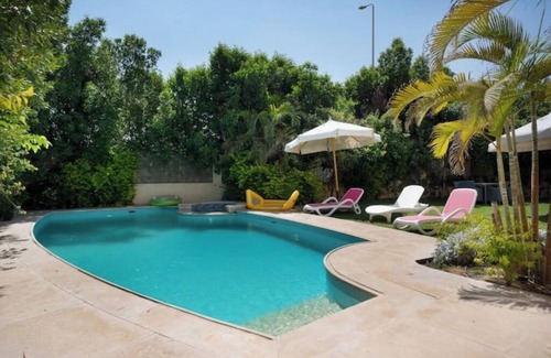 New Cairo Villa | Luxury Mansion with Pool and Jacuzzi in New Cairo