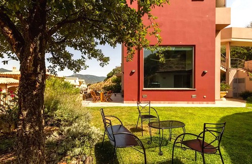 Villasimius Villa | LUXURY MODERN HOUSE in Villasimius, with garden and beach close