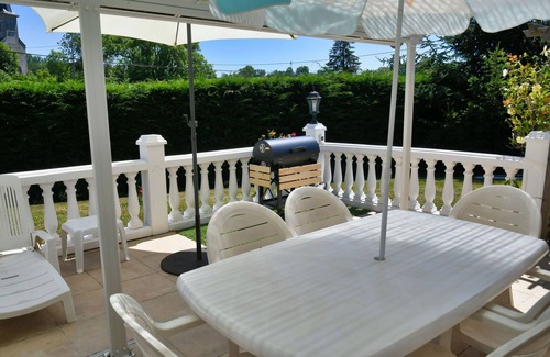 Tremouille-Saint-Loup Villa | LUXURY NEW AUVERGNE HOUSE TREMOUILLE ST LOUP MAXIMUM 10/12 PEOPLE