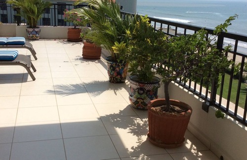 Nuevo Vallarta Condo | Luxury Ocean-Front Condo Playa Royale Tower 1 Nuevo Vallarta