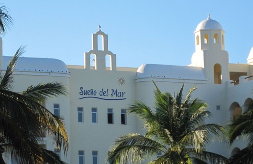 Santa Maria Huatulco Condo | Luxury Oceanfront Penthouse -rooftop, pool, beach